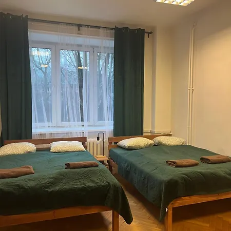 Private Rooms - Tom Hostel-3